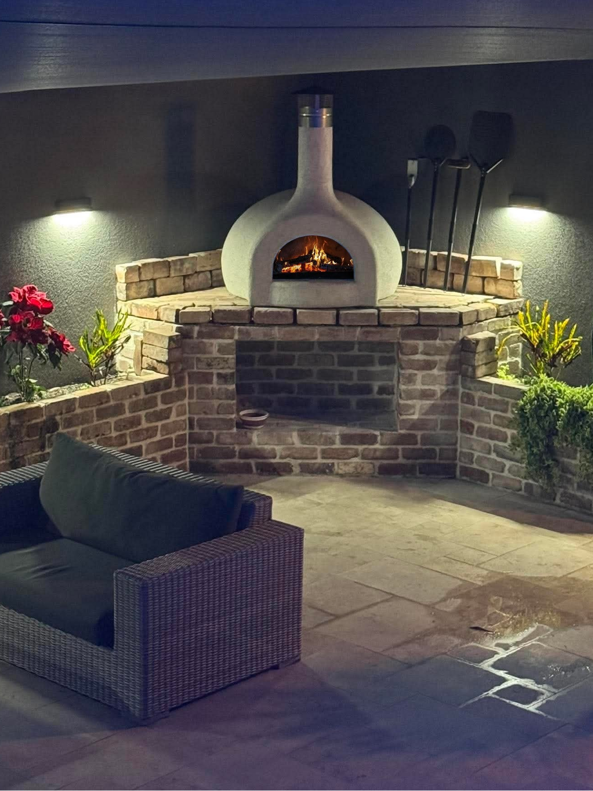 Masonry Pizza Oven on brick stand